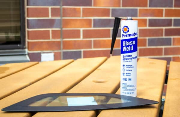 Permatex<span class="sup">®</span> Glass Weld 81100 10.5 OZ - Image 2